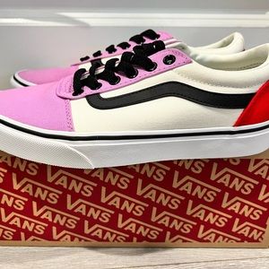 Van’s Shoes Size 7.5 Grand New